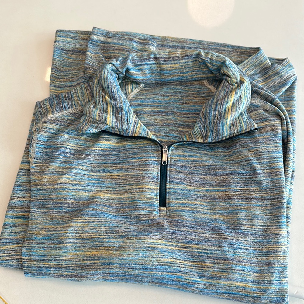Lululemon half zip pull over sweatshirt